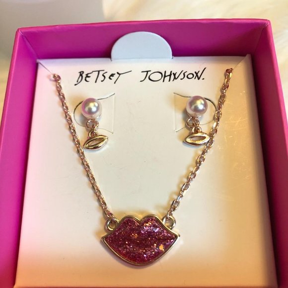 Betsey Johnson Jewelry - PRICE FIRM! Betsey Johnson Lips Jewelry Set